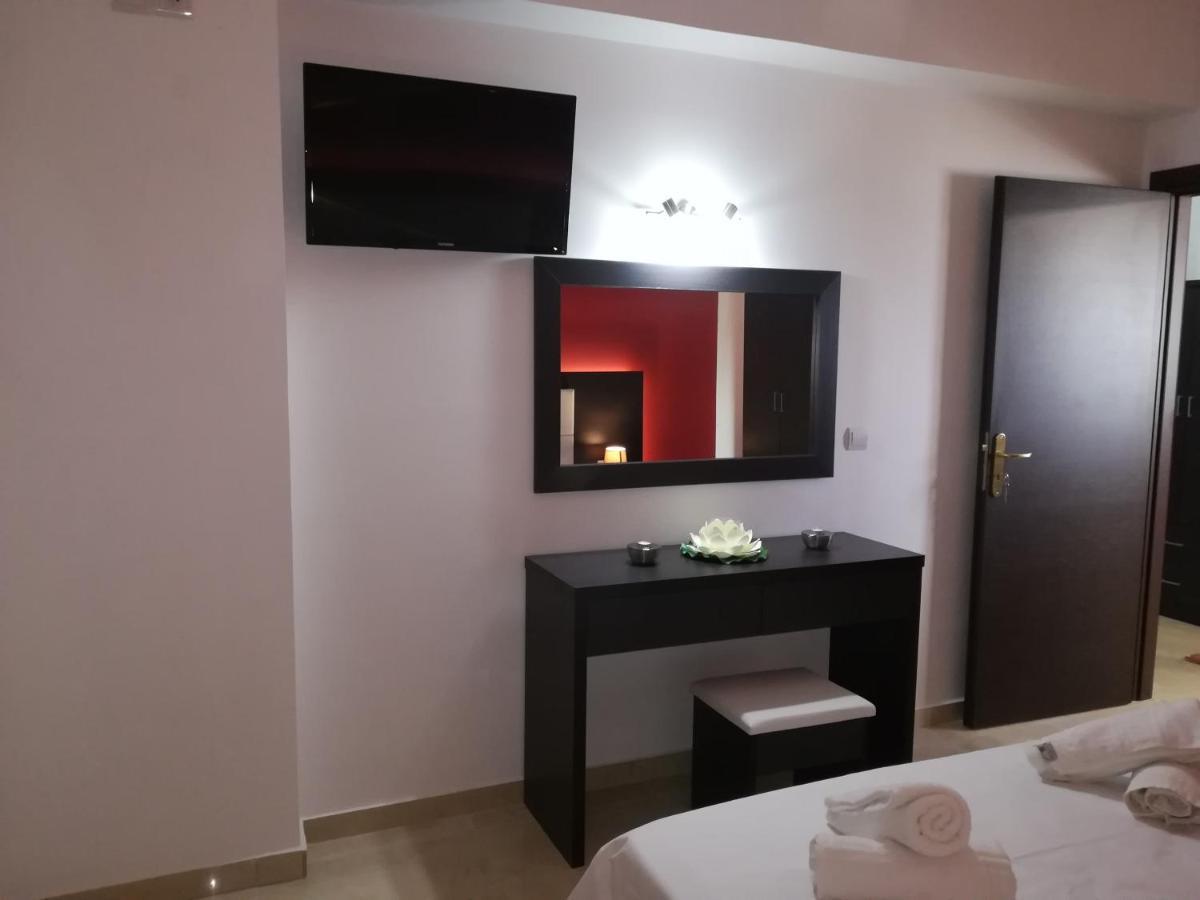 Villa Antonis Deluxe Apartments Amoudi Esterno foto