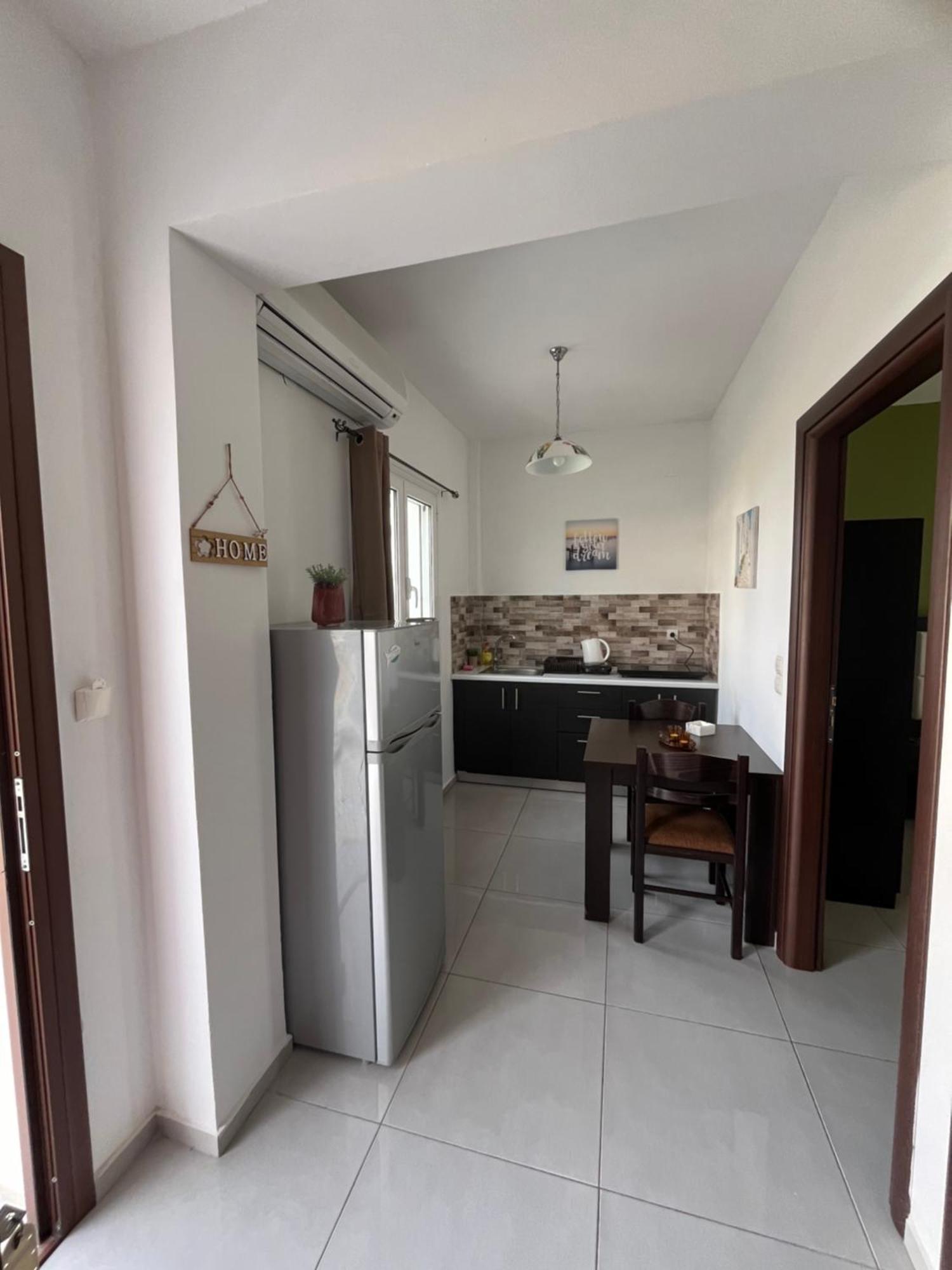 Villa Antonis Deluxe Apartments Amoudi Esterno foto