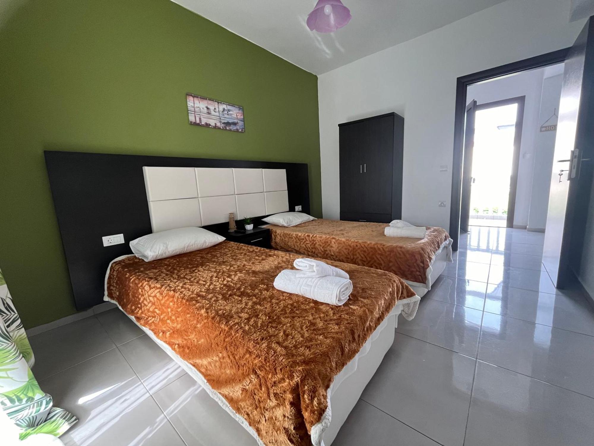 Villa Antonis Deluxe Apartments Amoudi Esterno foto
