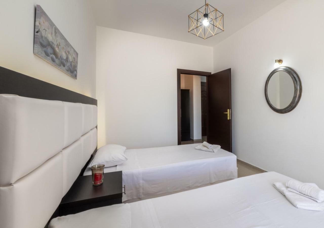 Villa Antonis Deluxe Apartments Amoudi Esterno foto