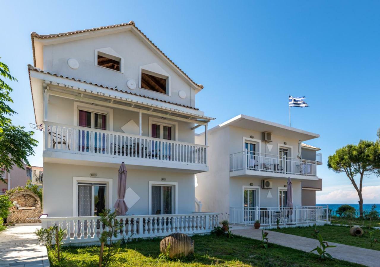 Villa Antonis Deluxe Apartments Amoudi Esterno foto