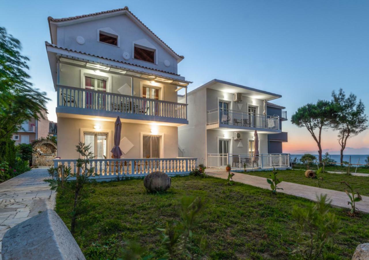 Villa Antonis Deluxe Apartments Amoudi Esterno foto