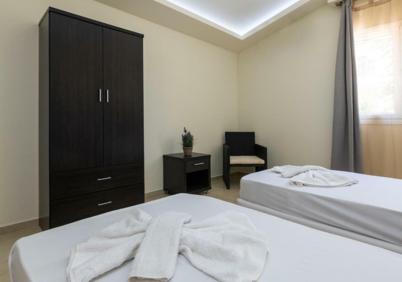 Villa Antonis Deluxe Apartments Amoudi Esterno foto